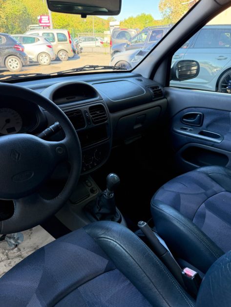 Renault Clio 2 Privilège Essence – CT OK – Échange reprise possible