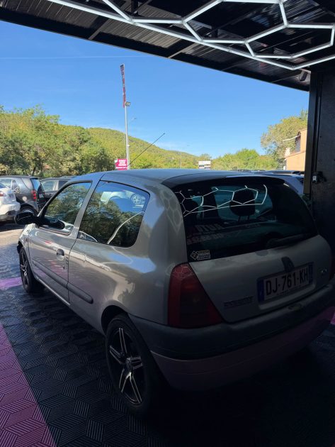 Renault Clio 2 Privilège Essence – CT OK – Échange reprise possible