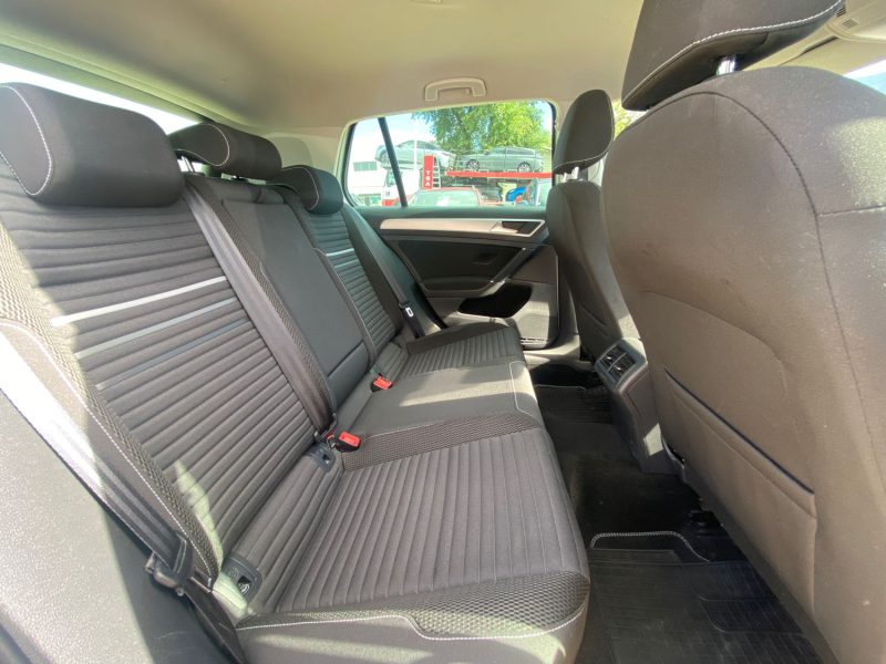 VOLKSWAGEN Golf 7 - 1.6 TDI 105ch Cup