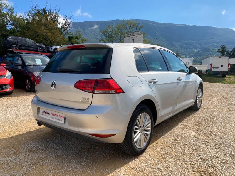 VOLKSWAGEN Golf 7 - 1.6 TDI 105ch Cup