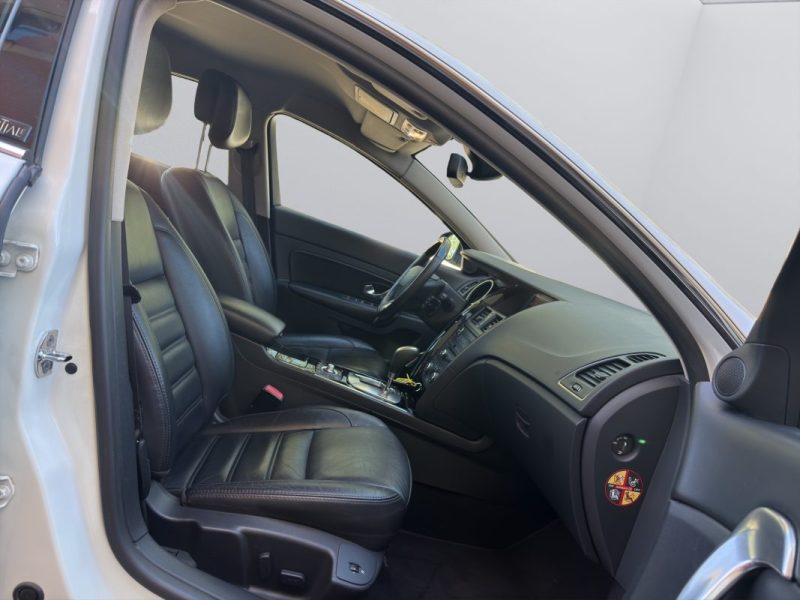 RENAULT LATITUDE 2.0 DCI 175 INITIALE BVA