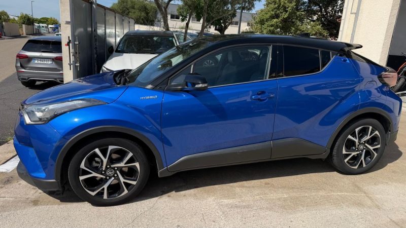 TOYOTA C-HR 122ch Collection 