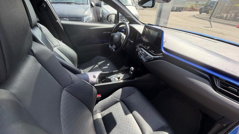TOYOTA C-HR 122ch Collection 