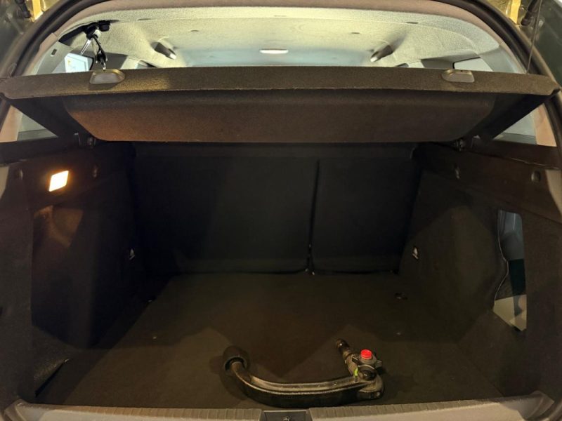 DACIA DUSTER 1.3 TCE 150 EDC JOURNEY / ATTELAGE RDSO / 1ERE MAIN / ENTRETIEN RENAULT 