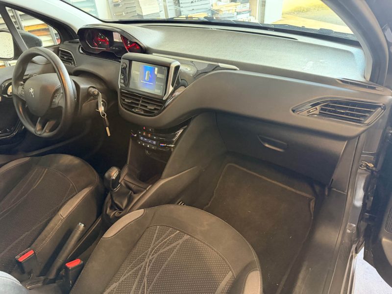 Peugeot 208 1.2 VTI 82ch Active