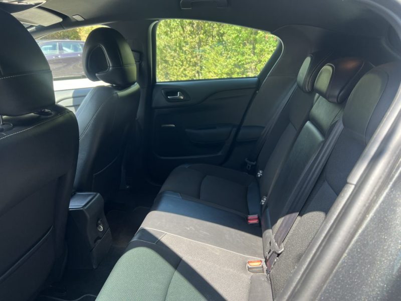 Citroen DS4 1.6l E-HDI So Chic 110ch - Garantie 6 mois