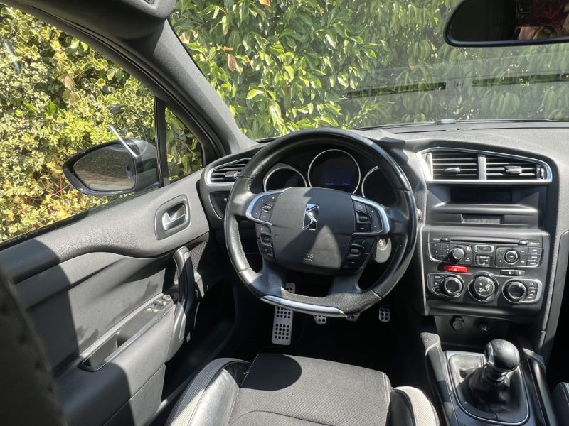 Citroen DS4 1.6l E-HDI So Chic 110ch - Garantie 6 mois