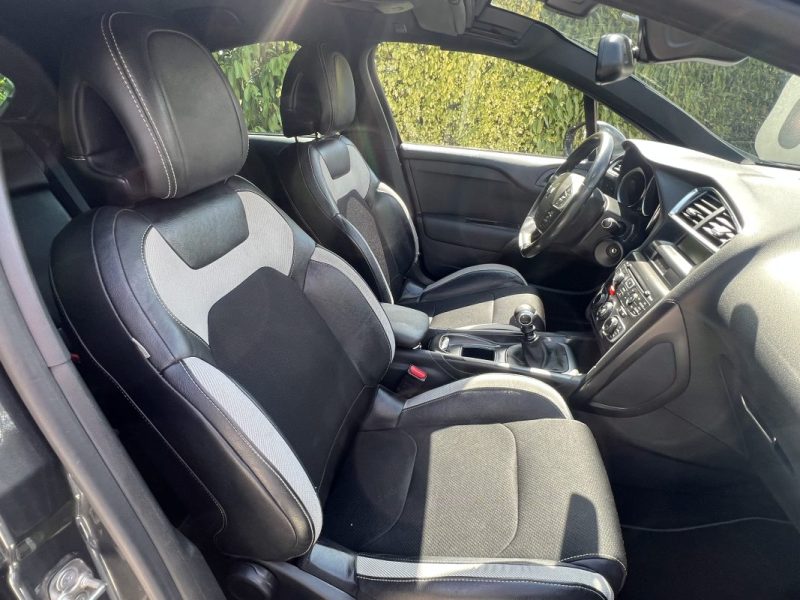 Citroen DS4 1.6l E-HDI So Chic 110ch - Garantie 6 mois