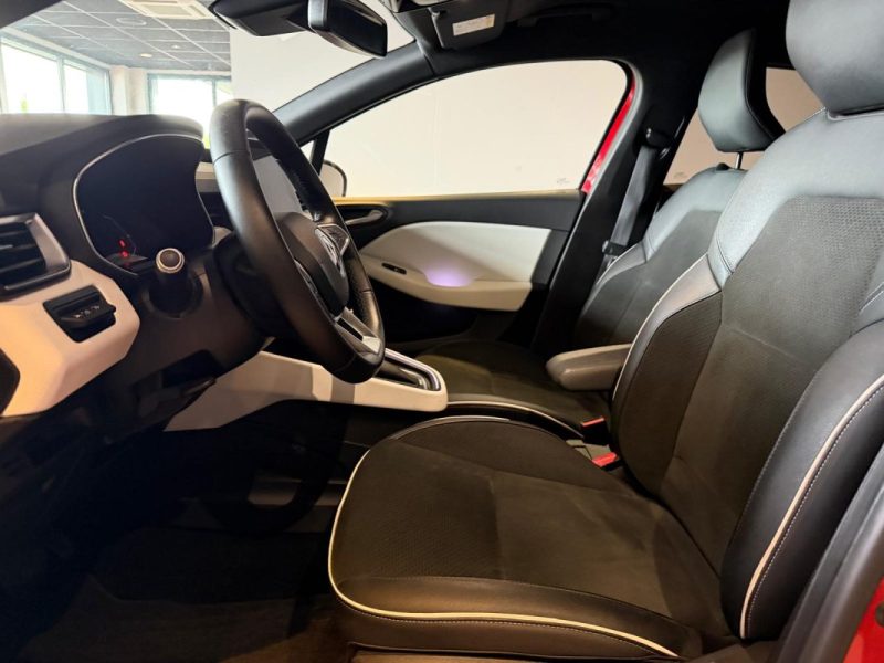 RENAULT CLIO V 1.6 E-TECH 140 INTENS PACK TECHNO BOSE / JANTES 17P / ANGLES MORTS 