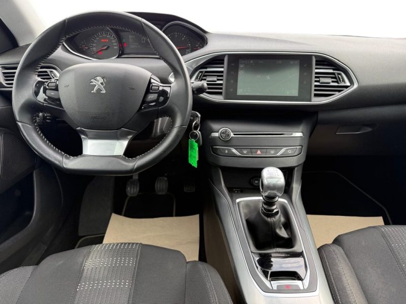 PEUGEOT 308 II SW 2.0 BlueHDI 150ch BusinessLine 2.Main