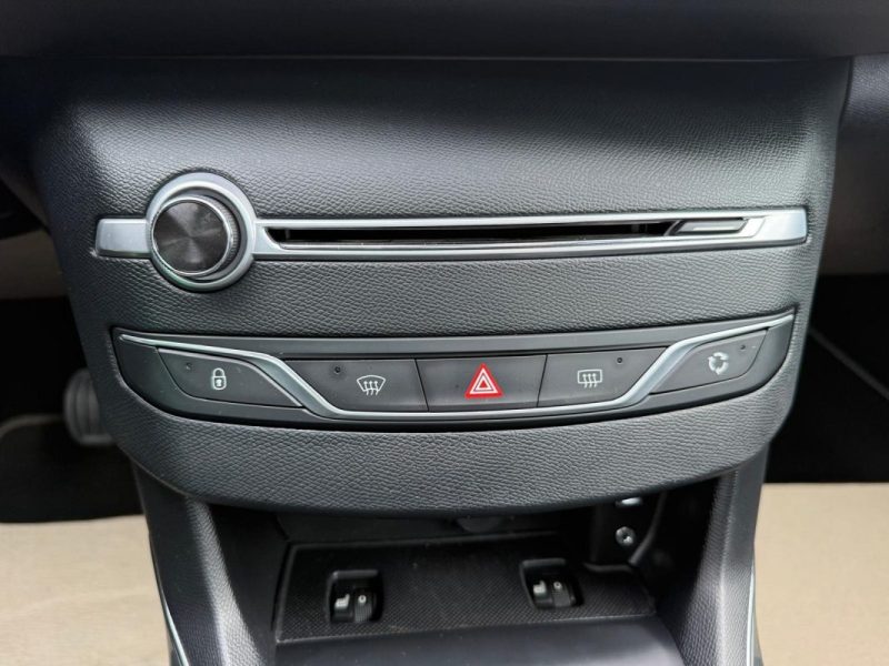 PEUGEOT 308 II SW 2.0 BlueHDI 150ch BusinessLine 2.Main