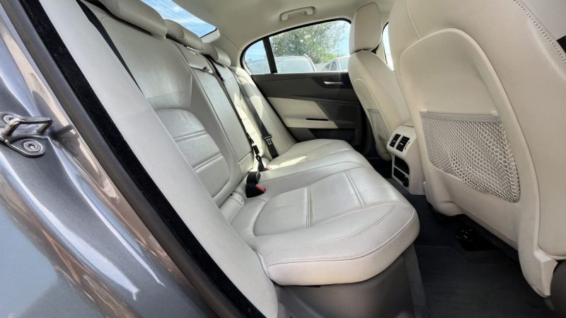 JAGUAR XE 2.0L D 180 PRESTIGE BA 2016