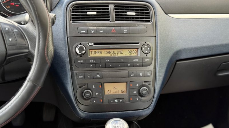 Fiat Punto Grande Punto 1.3 Multijet 90 Emotion - Clim - Toit ouvrant - Révisée & Garantie 6 Mois