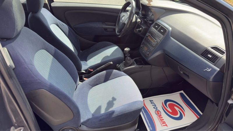 Fiat Punto Grande Punto 1.3 Multijet 90 Emotion - Clim - Toit ouvrant - Révisée & Garantie 6 Mois