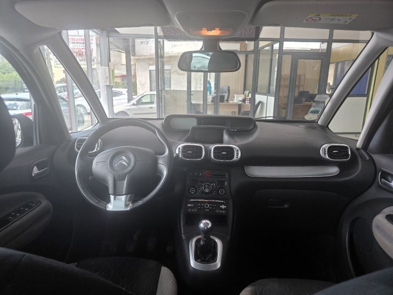 CITROEN C3 1.6 BLUE HDI 100 MILLENIUM ANNEE 2015 227000