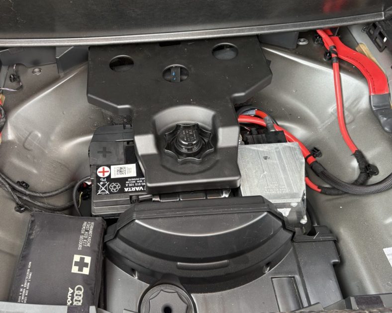 Audi A4 Break 40 TFSI 190 ch S Line S Tronic 2019 — 1ère main - 4 pneus neufs - CT vierge