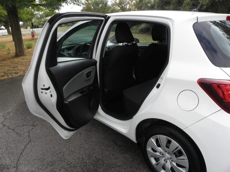 Toyota Yaris III 1.0 VVT-I 70ch Active • 2ème main • Entretien Toyota