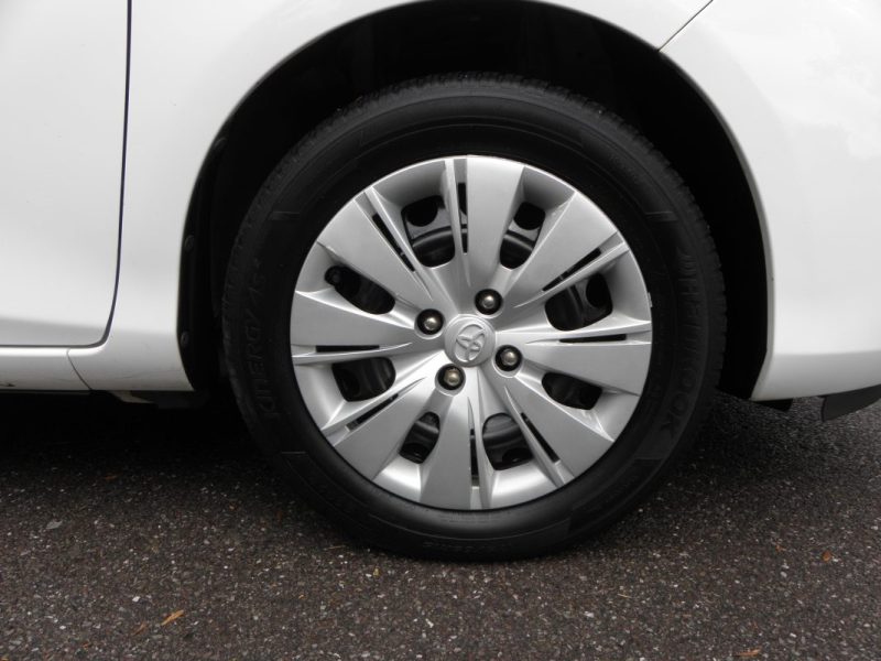 Toyota Yaris III 1.0 VVT-I 70ch Active • 2ème main • Entretien Toyota