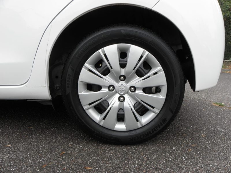 Toyota Yaris III 1.0 VVT-I 70ch Active • 2ème main • Entretien Toyota