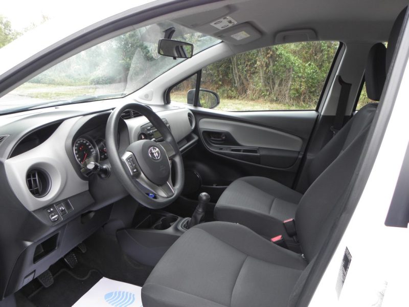 Toyota Yaris III 1.0 VVT-I 70ch Active • 2ème main • Entretien Toyota