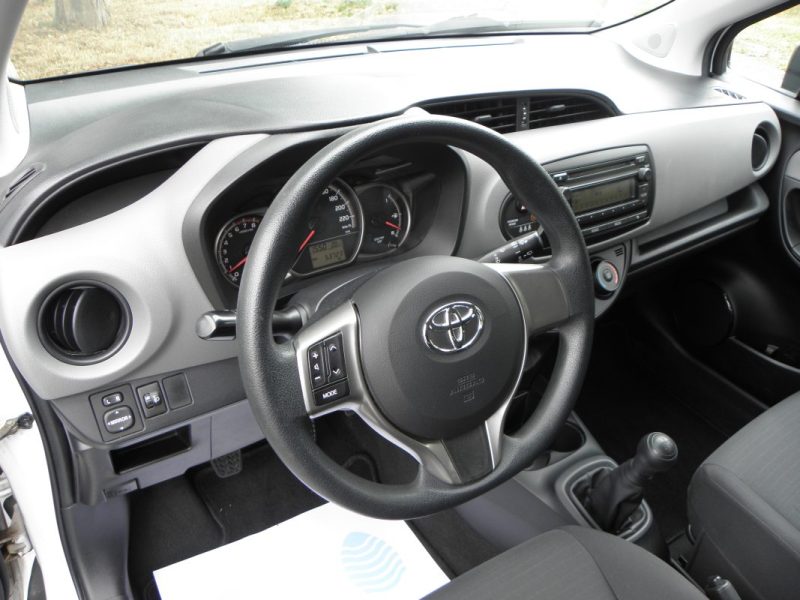 Toyota Yaris III 1.0 VVT-I 70ch Active • 2ème main • Entretien Toyota