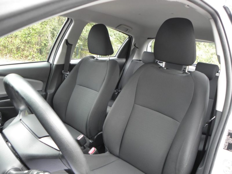 Toyota Yaris III 1.0 VVT-I 70ch Active • 2ème main • Entretien Toyota