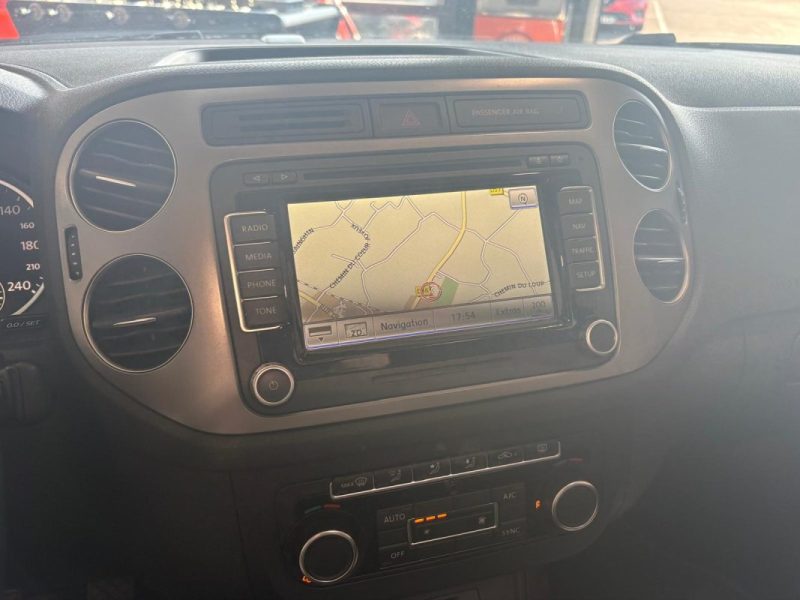 🔹Volkswagen Tiguan 2.0 TDI 110Ch Lounge🌟 Toit ouvrant panoramique📸 Caméra de recul