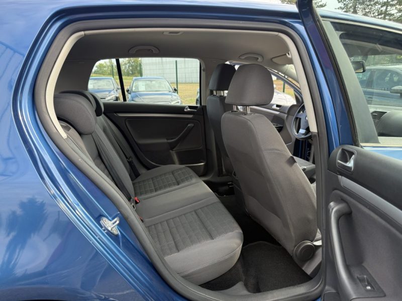 Volkswagen Golf V 1.6 102ch Confortline 5p Garantie 6 Mois