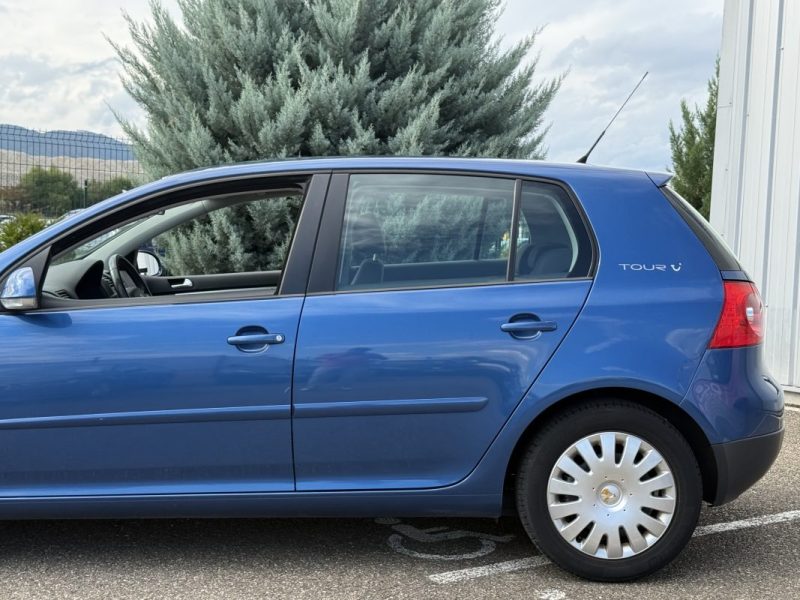 Volkswagen Golf V 1.6 102ch Confortline 5p Garantie 6 Mois