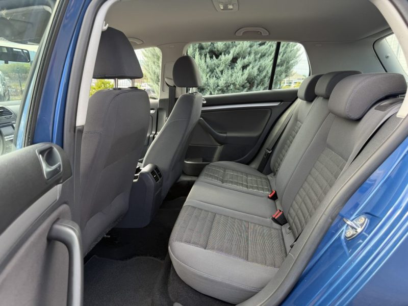 Volkswagen Golf V 1.6 102ch Confortline 5p Garantie 6 Mois