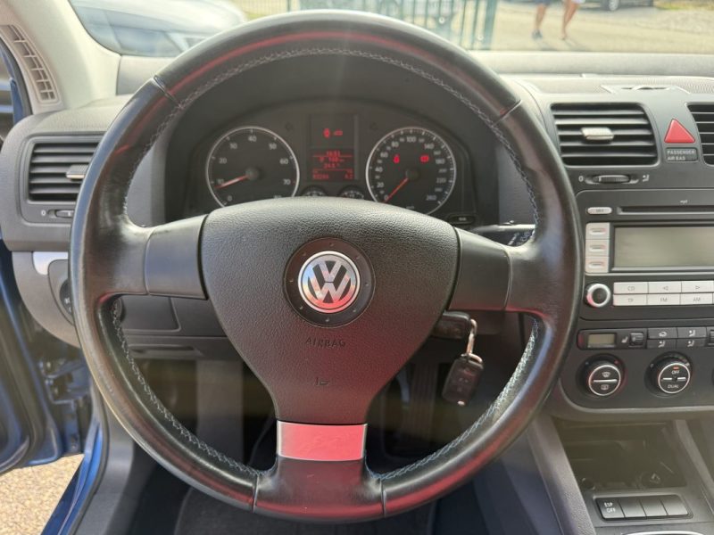 Volkswagen Golf V 1.6 102ch Confortline 5p Garantie 6 Mois