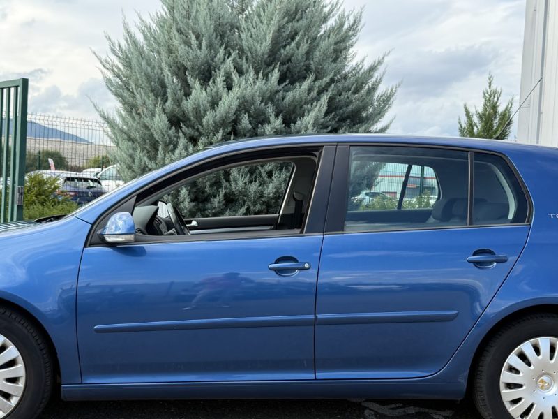 Volkswagen Golf V 1.6 102ch Confortline 5p Garantie 6 Mois