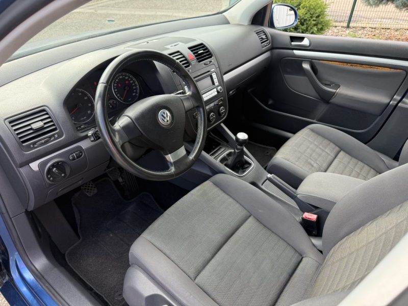 Volkswagen Golf V 1.6 102ch Confortline 5p Garantie 6 Mois