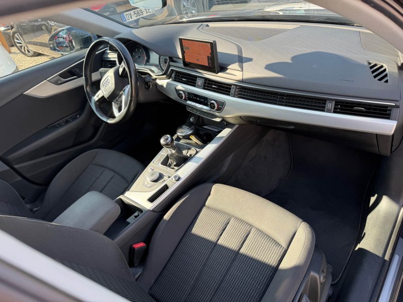 AUDI A4 2.0 TDI 150 DESIGN 2016, 1er main