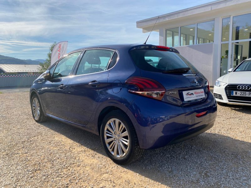 PEUGEOT 208 1.6 HDI 100CH  2017