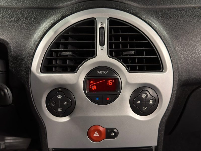 RENAULT MODUS 1.5 DCI 85 Cv - BVA / 5 PORTES / REGULATEUR - GARANTIE 12 MOIS