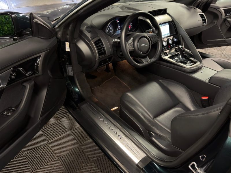 JAGUAR F-TYPE 3.0 V6 340 Cv BVA 8 - 13 700 KMS / KEYLESS / GPS TACTILE - GARANTIE 12 MOIS