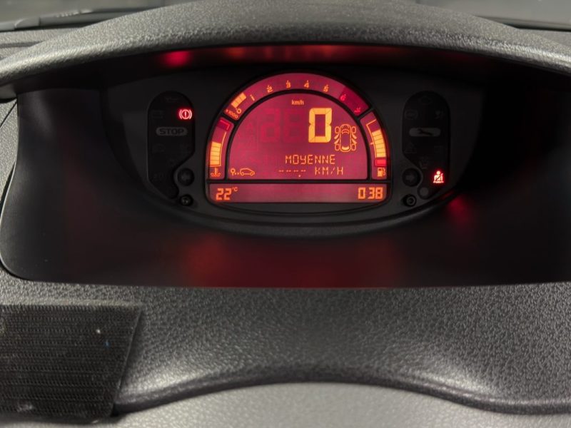 RENAULT MODUS 1.4 16V 98 Cv BVM - 5 PORTES / CLIMATISATION - GARANTIE 12 MOIS
