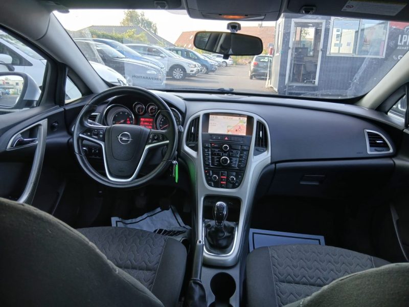 OPEL  ASTRA GTC  GTC 1.7 CDTI 110CV DIN ET 6 CV FISCAUX  2013