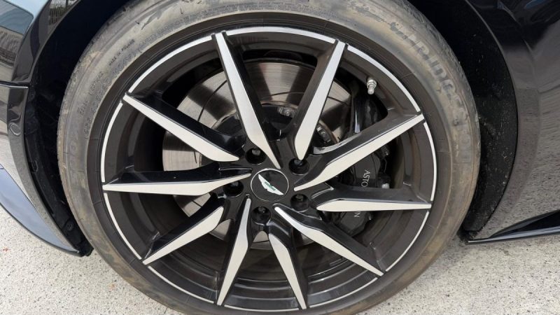 Aston Martin DB11 COUPE 4.0 V8 510 CH BVA