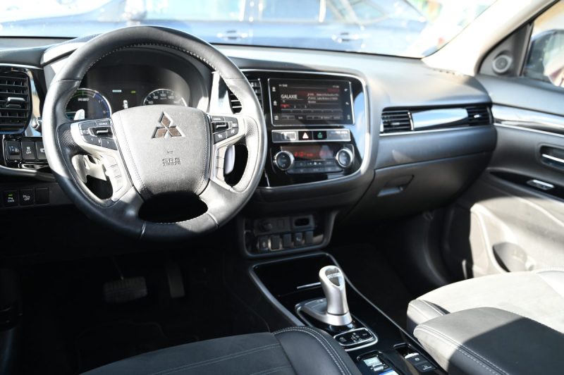 MITSUBISHI OUTLANDER 2.4 204 CV PHEV TWIN MOTOR INTENSE 4WD 2019