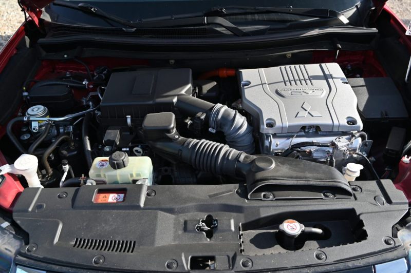 MITSUBISHI OUTLANDER 2.4 204 CV PHEV TWIN MOTOR INTENSE 4WD 2019
