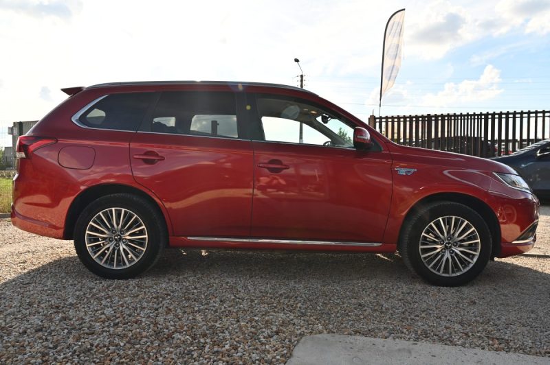 MITSUBISHI OUTLANDER 2.4 204 CV PHEV TWIN MOTOR INTENSE 4WD 2019