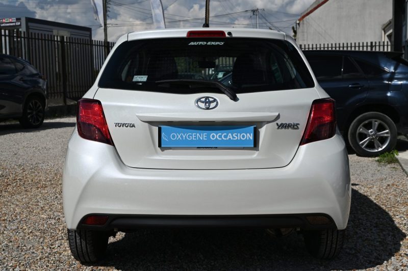 TOYOTA YARIS 1.0 VVTI 69  ACTIVE 08/2015