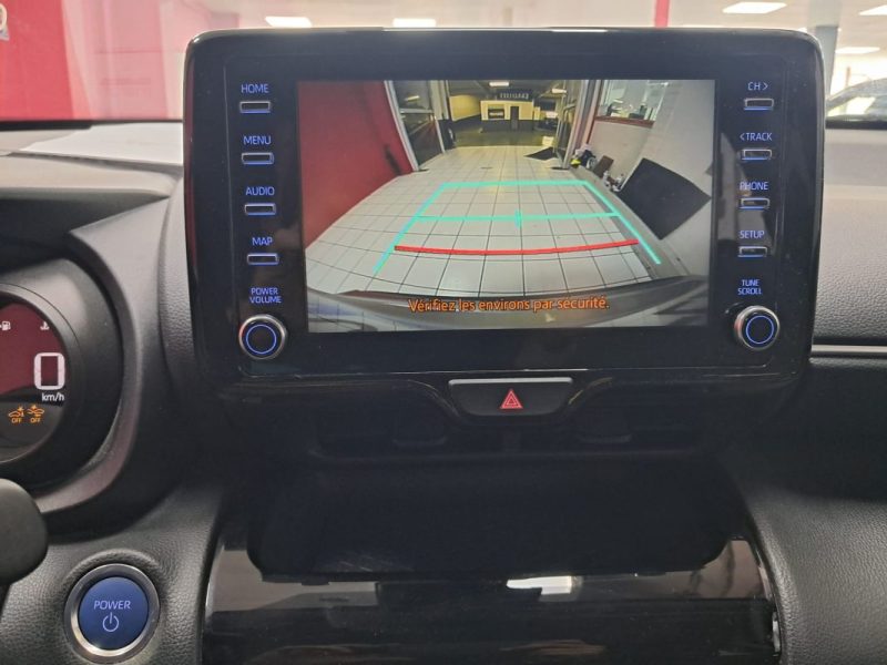 TOYOTA YARIS CROSS SUV 116cv HYBRIDE DYNAMIC BUSINESS/1 ERE MAIN/TVA RECUPERABLE