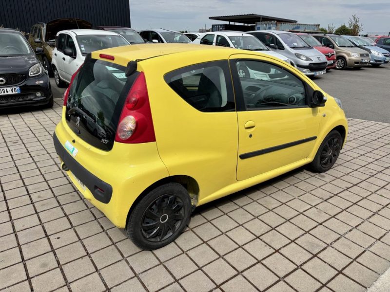 PEUGEOT 107 1.4 HDI 3 PORTES FINITION TRENDY 2008