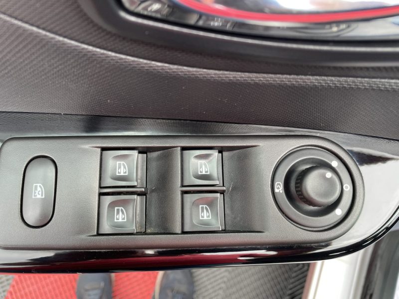 RENAULT CAPTUR 1.2 TCE 120 ZEN EDC 2013