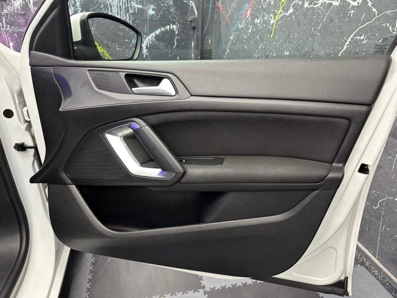 PEUGEOT 308 II 1.6 BLUE HDI 100 ACCESS 2015