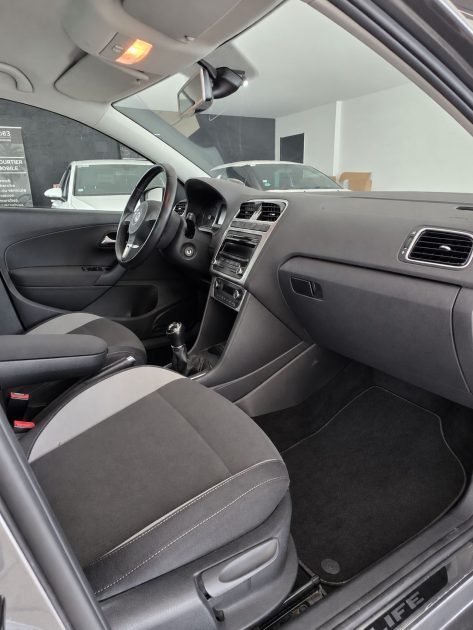 VOLKSWAGEN POLO 1.2 TSI 90CH 2013 - Révision complète - CT OK - Garantie 12 mois ou 15000km