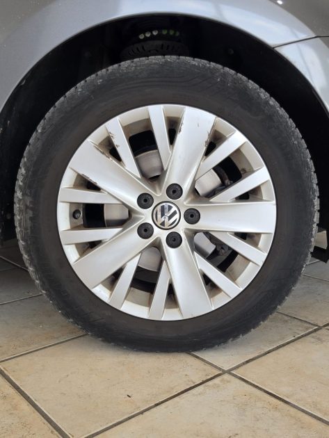 VOLKSWAGEN POLO 1.2 TSI 90CH 2013 - Révision complète - CT OK - Garantie 12 mois ou 15000km